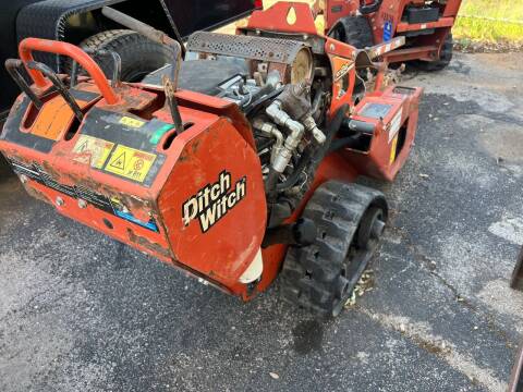 2015 DITCH WITCH RT24 for sale at Trophy Trailers in New Braunfels TX