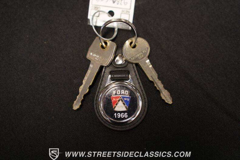 1966 Ford Thunderbird