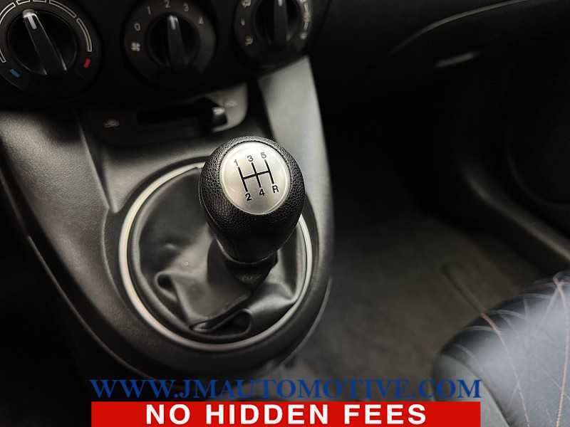 2013 Mazda MAZDA2 Sport