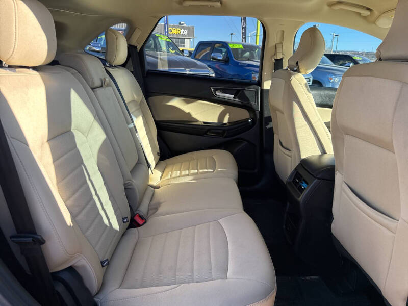 2017 Ford Edge SE
