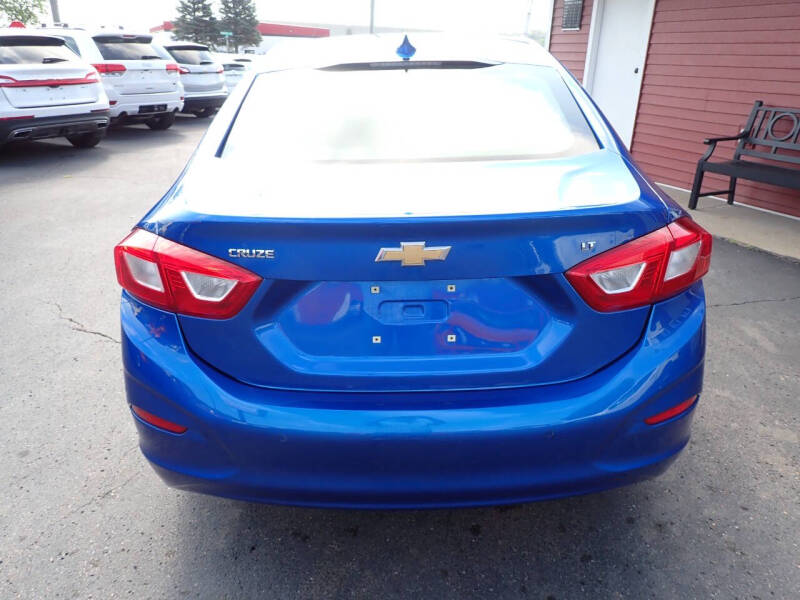 2017 Chevrolet Cruze LT Auto