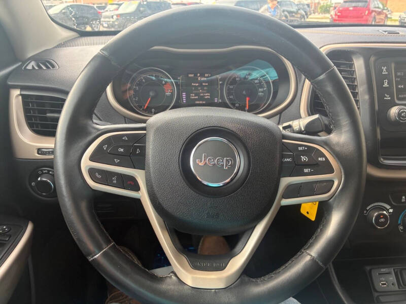2017 Jeep Cherokee Sport