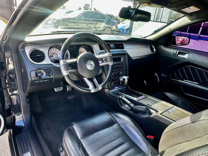 2012 Ford Mustang GT Premium