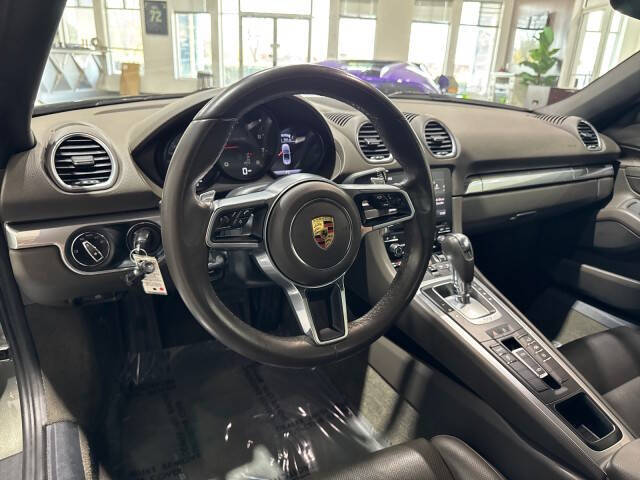 2021 Porsche 718 Boxster