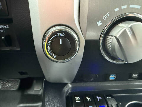 2016 Toyota Tundra SR5