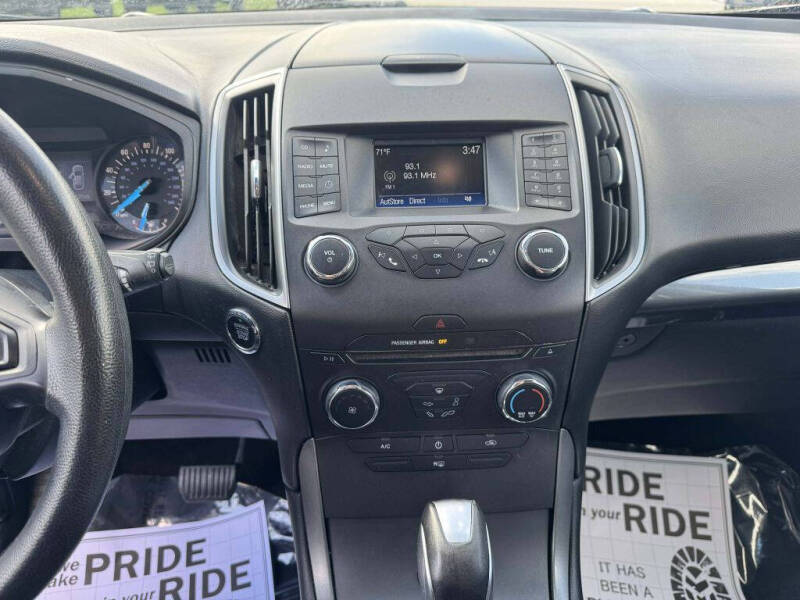 2017 Ford Edge SE