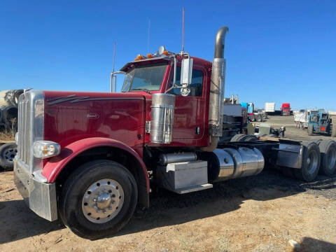 2015 Peterbilt 389