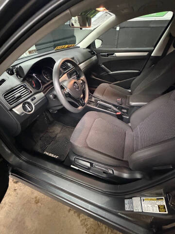 2016 Volkswagen Passat 1.8T S