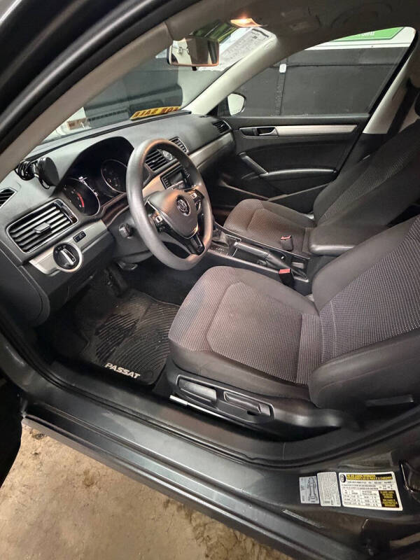 2016 Volkswagen Passat 1.8T S