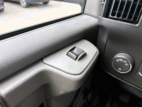 2013 Chevrolet Express 2500