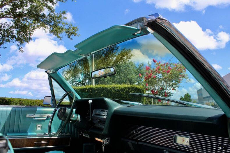 1967 Lincoln Continental