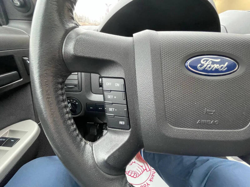 2011 Ford Escape XLT