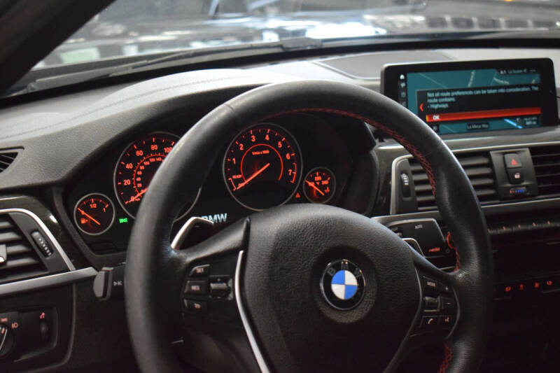 2018 BMW 3 Series 330i