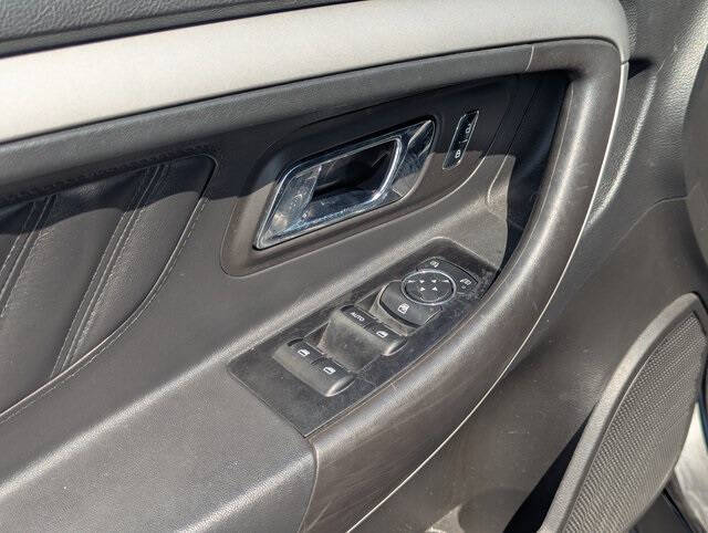 2016 Ford Taurus SEL