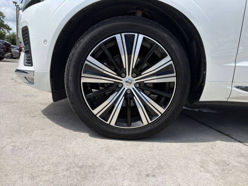 2023 Volvo XC60 B5 Plus Bright Theme