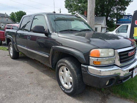 2004 GMC Sierra 1500 for sale at MIDWESTERN AUTO SALES        "The Used Car Center" in Middletown OH