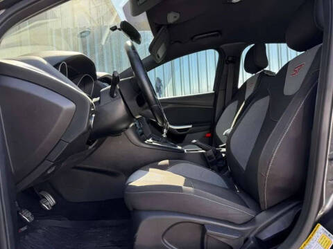 2017 Ford Focus ST