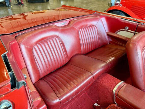 1962 Ford Thunderbird