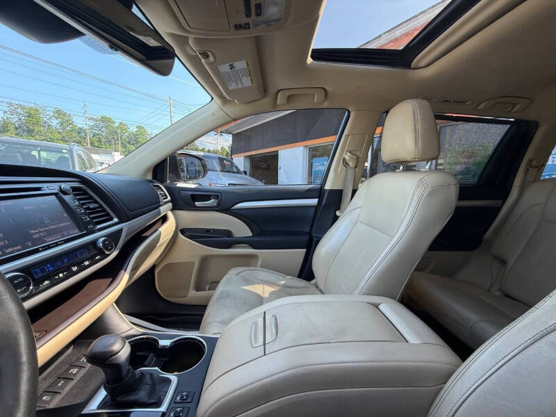 2017 Toyota Highlander XLE
