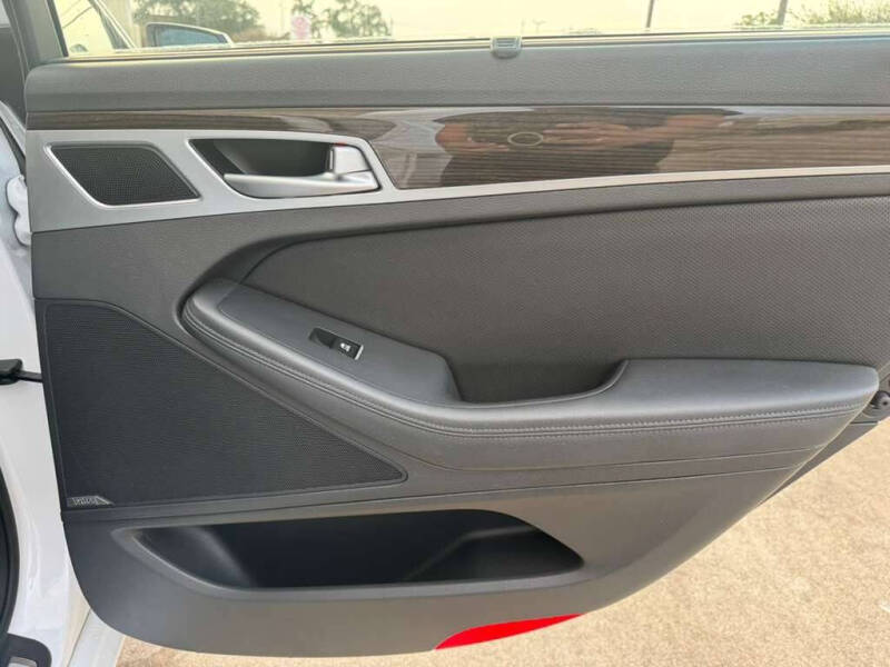 2015 Hyundai Genesis 3.8L