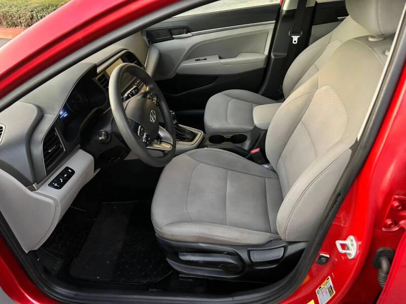 2020 Hyundai Elantra