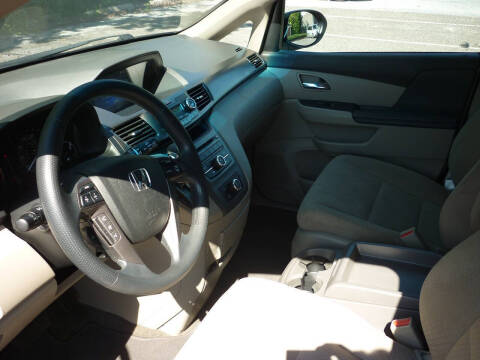 2015 Honda Odyssey LX