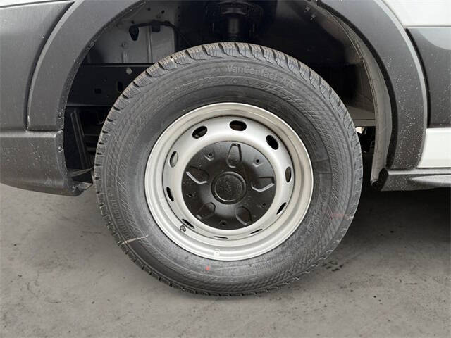 2025 Ford Transit 250