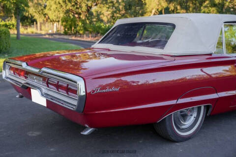 1966 Ford Thunderbird