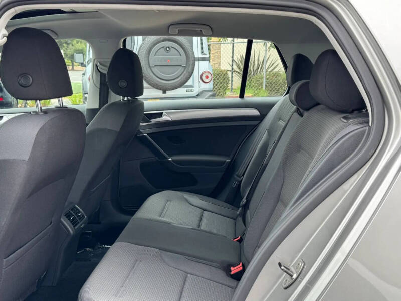 2016 Volkswagen Golf