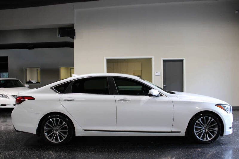 2016 Hyundai Genesis