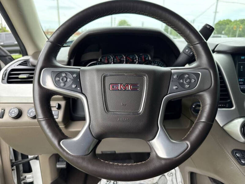 2017 GMC Yukon SLT
