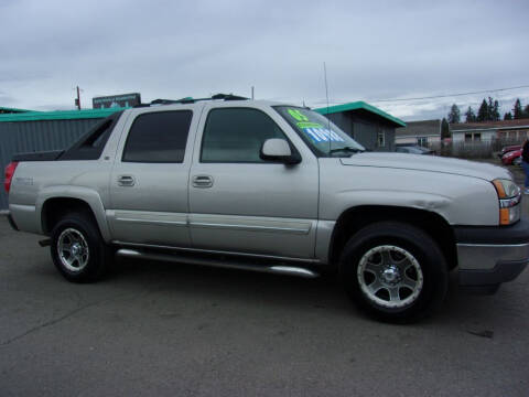 2005 Chevrolet Avalanche for sale at Issy Auto Sales in Portland OR