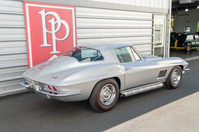 1967 Chevrolet Corvette 43