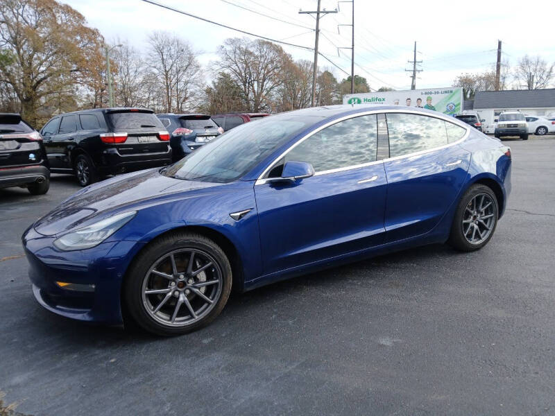 2019 Tesla Model 3 Long Range's photo