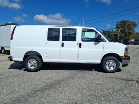 2025 Chevrolet Express 2500