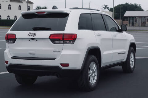 2020 Jeep Grand Cherokee Laredo