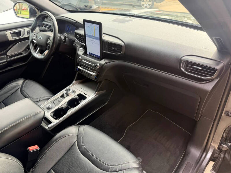 2020 Ford Explorer ST