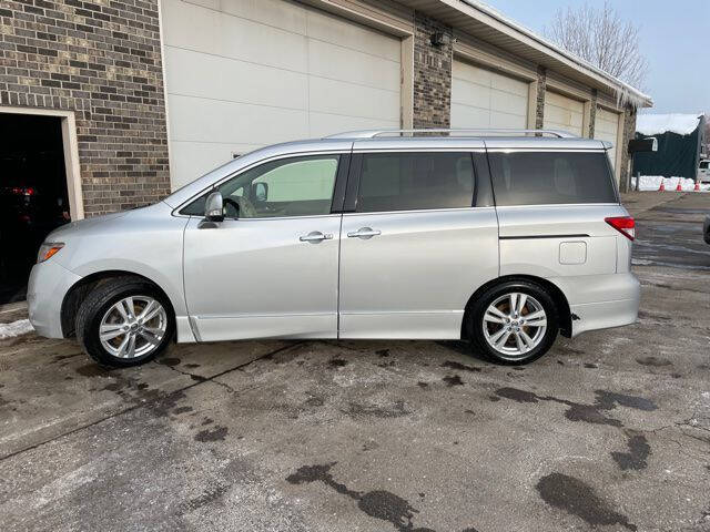 2013 Nissan Quest for sale at AM Auto Sales in Forest Lake MN