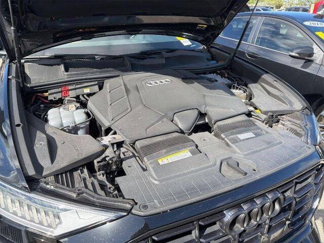 2020 Audi Q8 quattro Premium Plus 55 TFSI