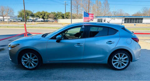 2017 Mazda MAZDA3 Touring