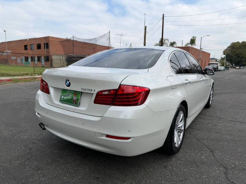 2016 BMW 5 Series 528i