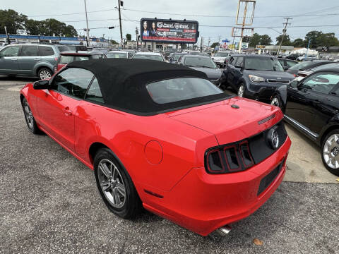 2013 Ford Mustang V6