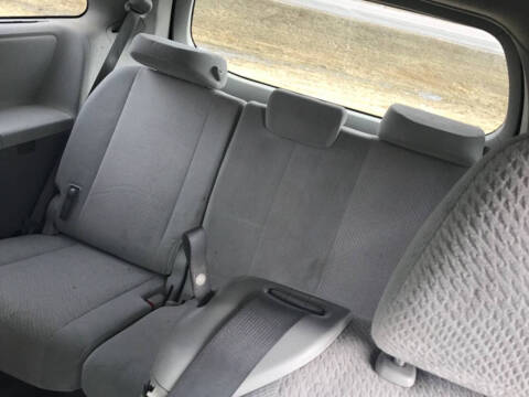 2012 Toyota Sienna LE 7-Passenger Auto Access Seat