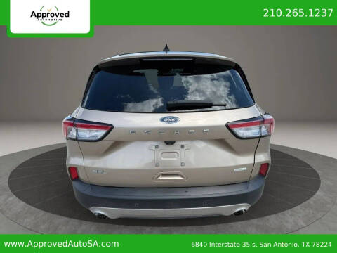 2020 Ford Escape SEL