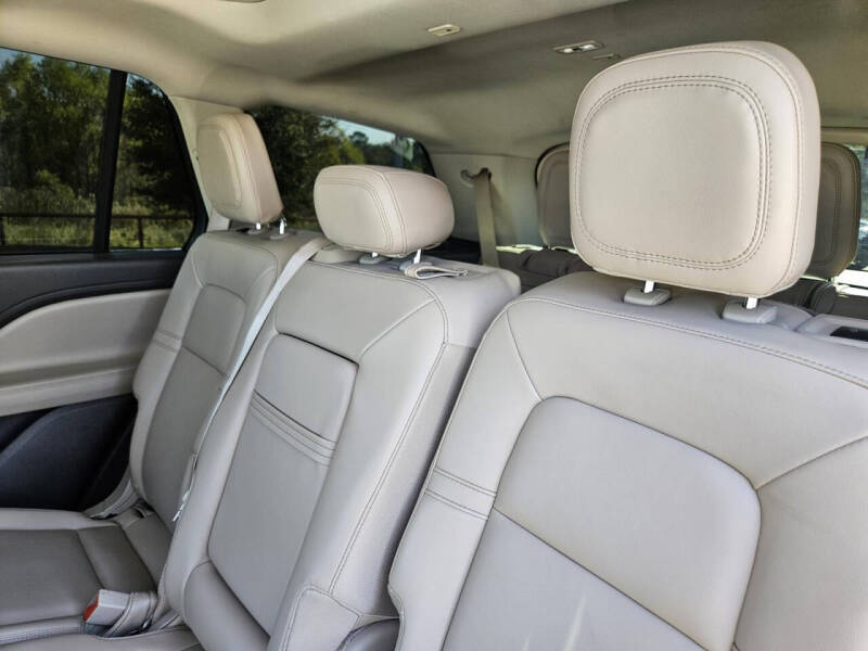 2022 Lincoln Aviator Standard