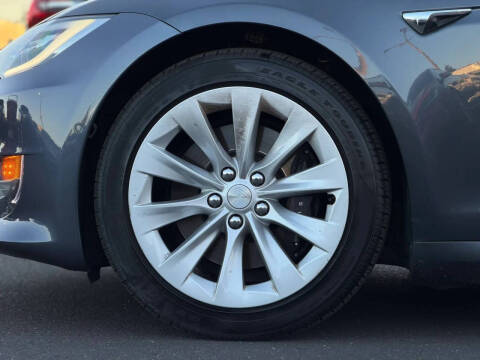2017 Tesla Model S
