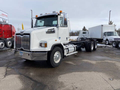 2015 Western Star 4700 SB