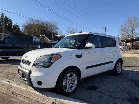 2011 Kia Soul +