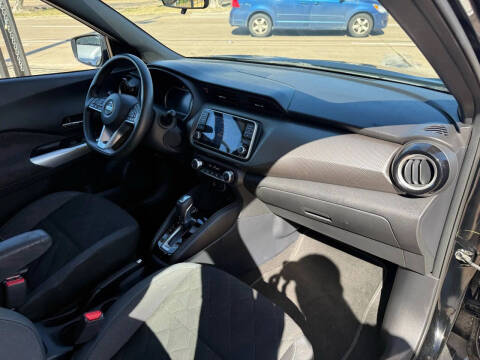 2020 Nissan Kicks SV