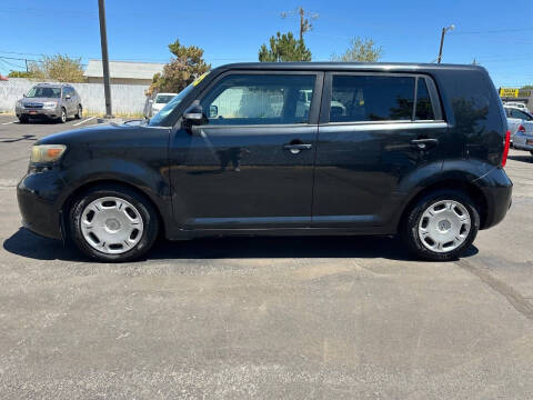 2009 Scion xB